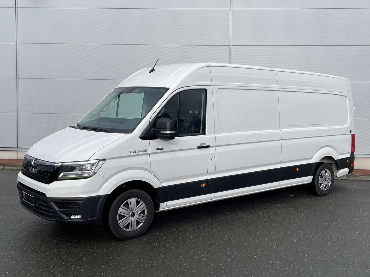 MAN TGE 3.180 L4H3 Kasten 4x4 Autom LED TEMPOMAT AHK - Kastenwagen: das Bild 1 MAN TGE 3.180 L4H3 Kasten 4x4 Autom LED TEMPOMAT AHK - Kastenwagen: das Bild 1
