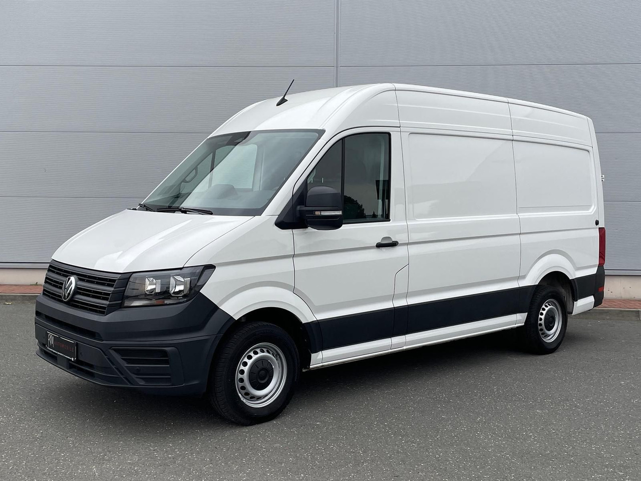 Volkswagen Crafter Kasten 35 L3H3 Autom. NAVI DAB PDC TEMP - Personentransporter: das Bild 1 Volkswagen Crafter Kasten 35 L3H3 Autom. NAVI DAB PDC TEMP - Personentransporter: das Bild 1