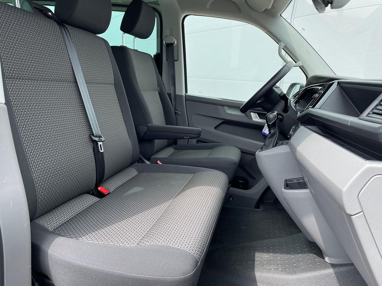 PKW neu kaufen Volkswagen T6.1 Transporter 2.0 TDI lang 4MOTION SITZHZ NAV: das Bild 16 PKW neu kaufen Volkswagen T6.1 Transporter 2.0 TDI lang 4MOTION SITZHZ NAV: das Bild 16