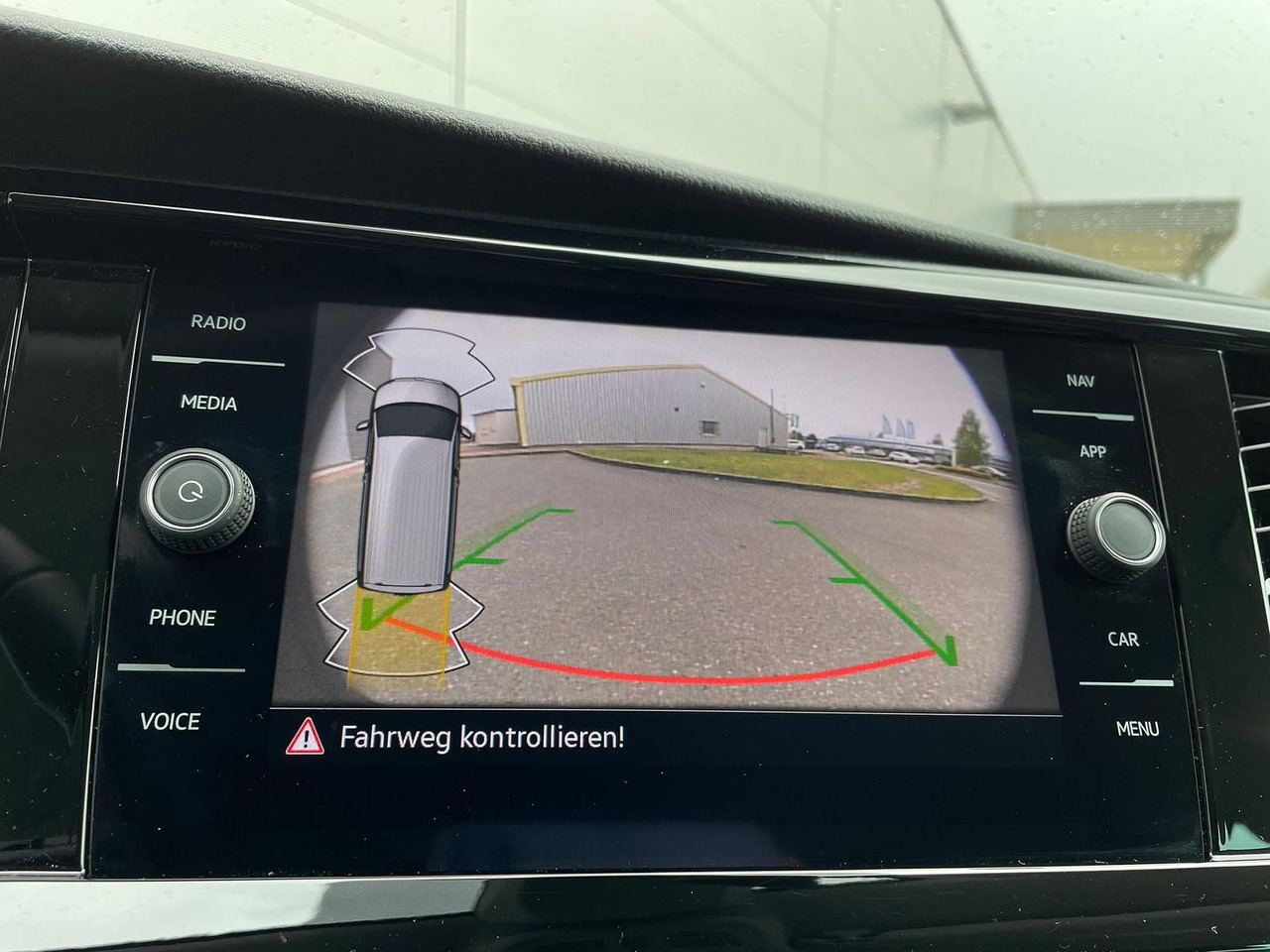 PKW neu kaufen Volkswagen T6.1 Transporter 2.0 TDI lang 4MOTION SITZHZ NAV: das Bild 23 PKW neu kaufen Volkswagen T6.1 Transporter 2.0 TDI lang 4MOTION SITZHZ NAV: das Bild 23