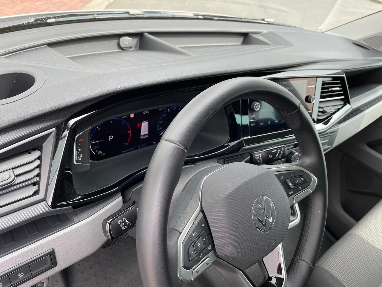 PKW neu kaufen Volkswagen T6.1 Transporter 2.0 TDI lang 4MOTION SITZHZ NAV: das Bild 25 PKW neu kaufen Volkswagen T6.1 Transporter 2.0 TDI lang 4MOTION SITZHZ NAV: das Bild 25