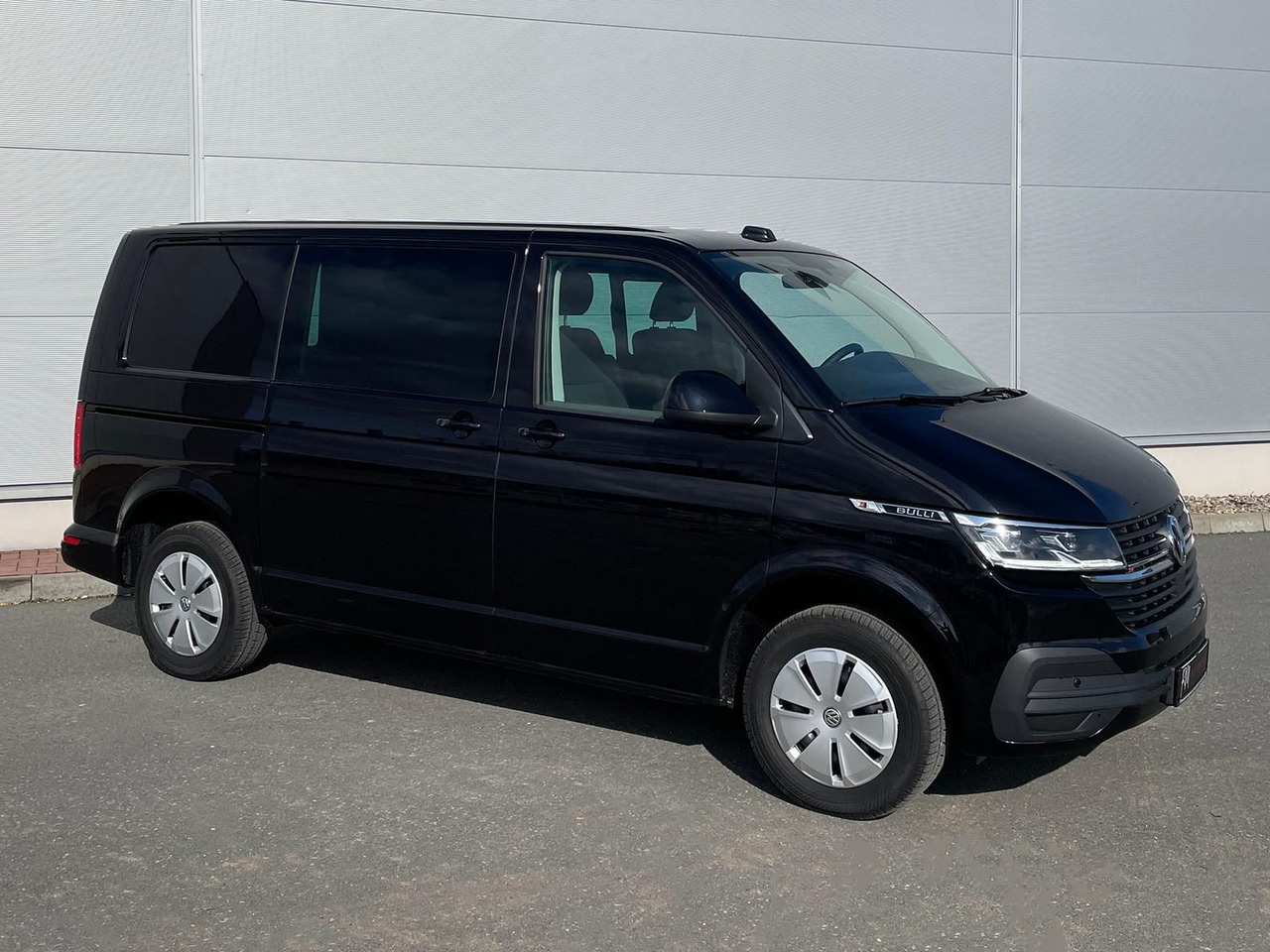 Volkswagen T6.1 Transporter Kasten 4M ACC PDC KAMERA STANDH - Kastenwagen: das Bild 2 Volkswagen T6.1 Transporter Kasten 4M ACC PDC KAMERA STANDH - Kastenwagen: das Bild 2