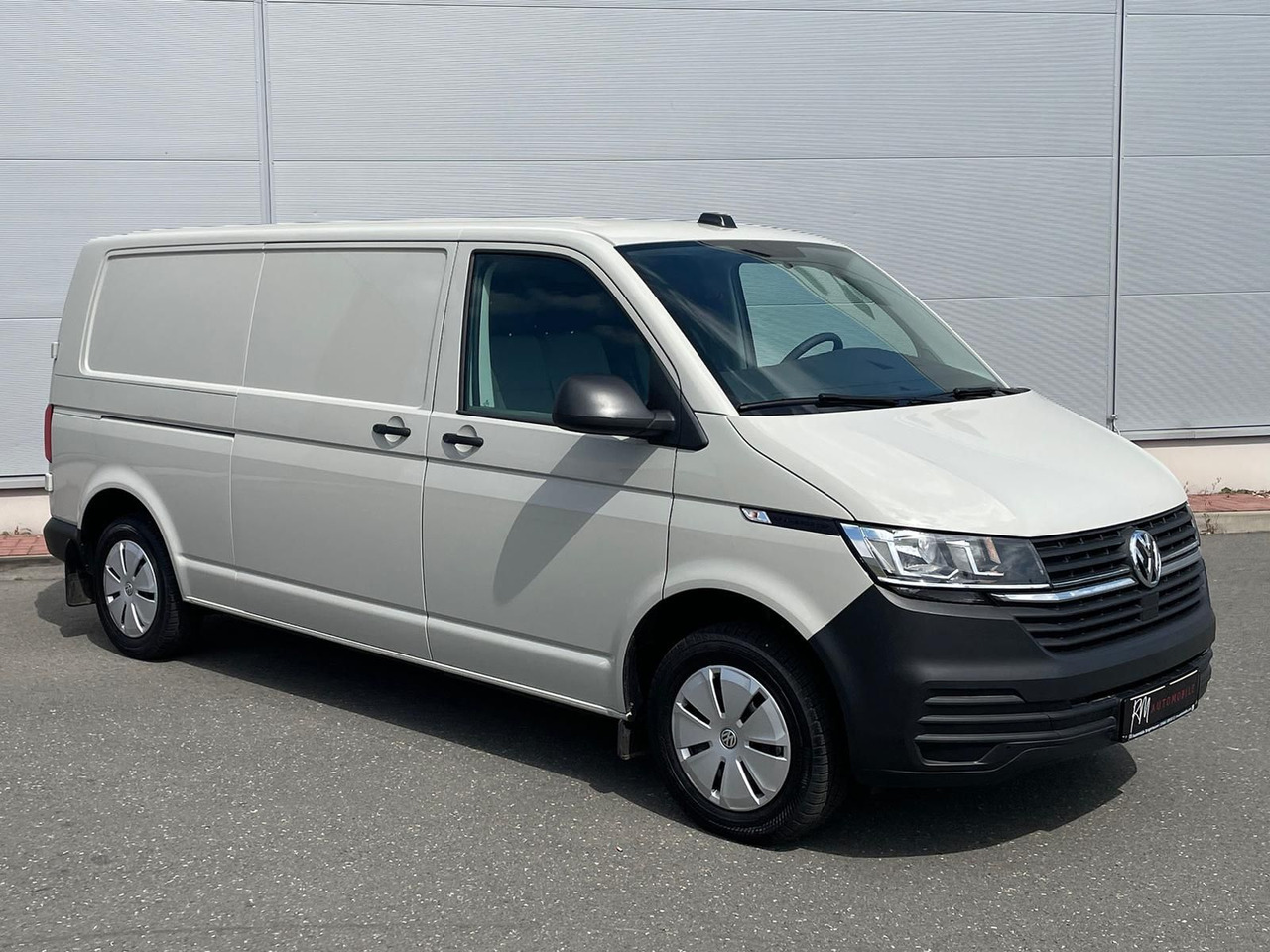 Volkswagen T6.1 Transporter Kasten LR TEMPOMAT KAMERA KLIMA - Personentransporter: das Bild 2 Volkswagen T6.1 Transporter Kasten LR TEMPOMAT KAMERA KLIMA - Personentransporter: das Bild 2