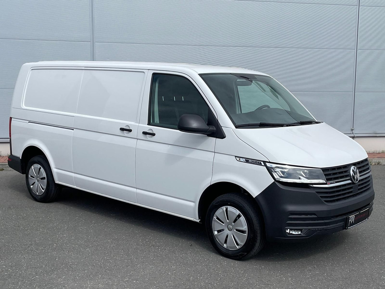 Volkswagen T6.1 Transporter Kasten lang 4M MFL LED TEMPOMAT - Kastenwagen: das Bild 2 Volkswagen T6.1 Transporter Kasten lang 4M MFL LED TEMPOMAT - Kastenwagen: das Bild 2