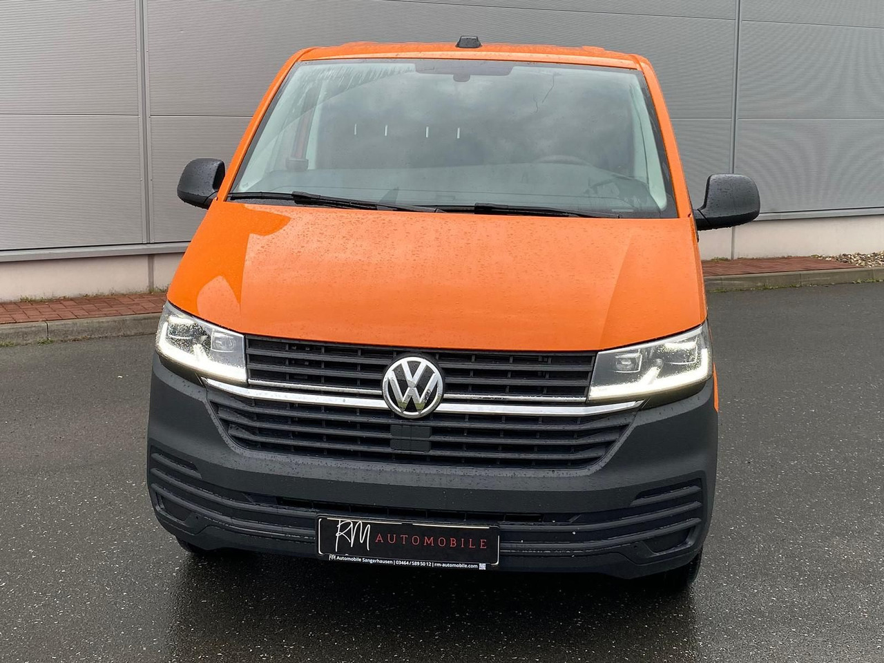 Volkswagen T6.1 Transporter Kasten lang LED PDC KLIMA SITZH - Kastenwagen: das Bild 4 Volkswagen T6.1 Transporter Kasten lang LED PDC KLIMA SITZH - Kastenwagen: das Bild 4
