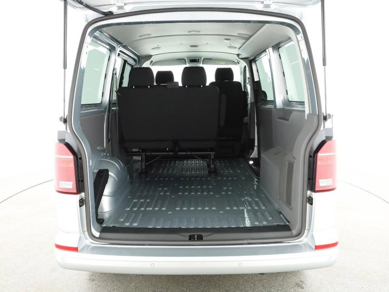 Personentransporter Volkswagen T6.1 Transporter Kombi KR LED STANDHZ ACC NAVI: das Bild 8 Personentransporter Volkswagen T6.1 Transporter Kombi KR LED STANDHZ ACC NAVI: das Bild 8