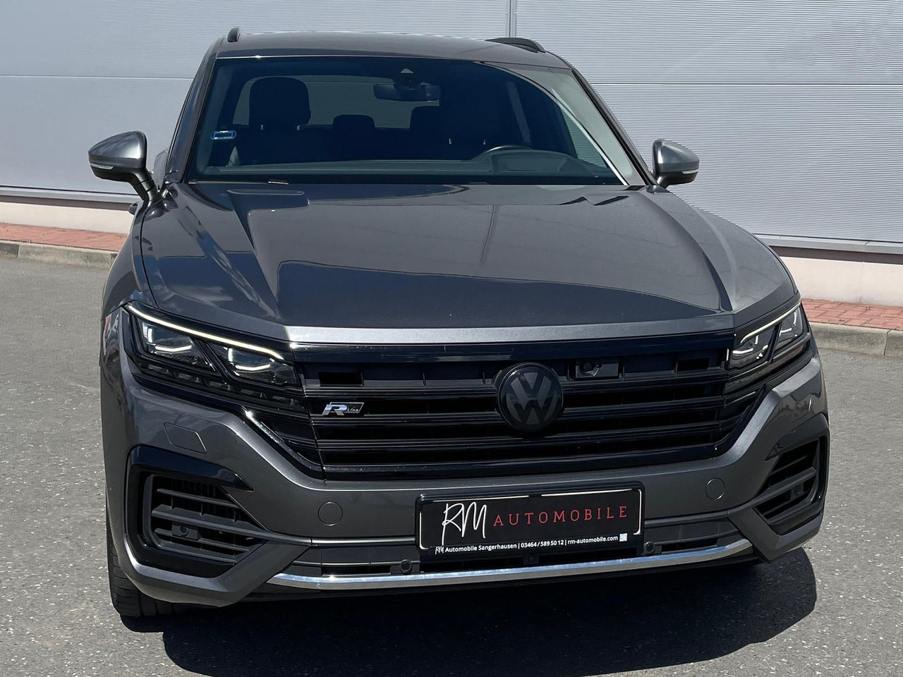 Volkswagen Touareg 4.0 V8 TDI One Million 4M LEDER AHK ACC - SUV/ Geländewagen: das Bild 3 Volkswagen Touareg 4.0 V8 TDI One Million 4M LEDER AHK ACC - SUV/ Geländewagen: das Bild 3