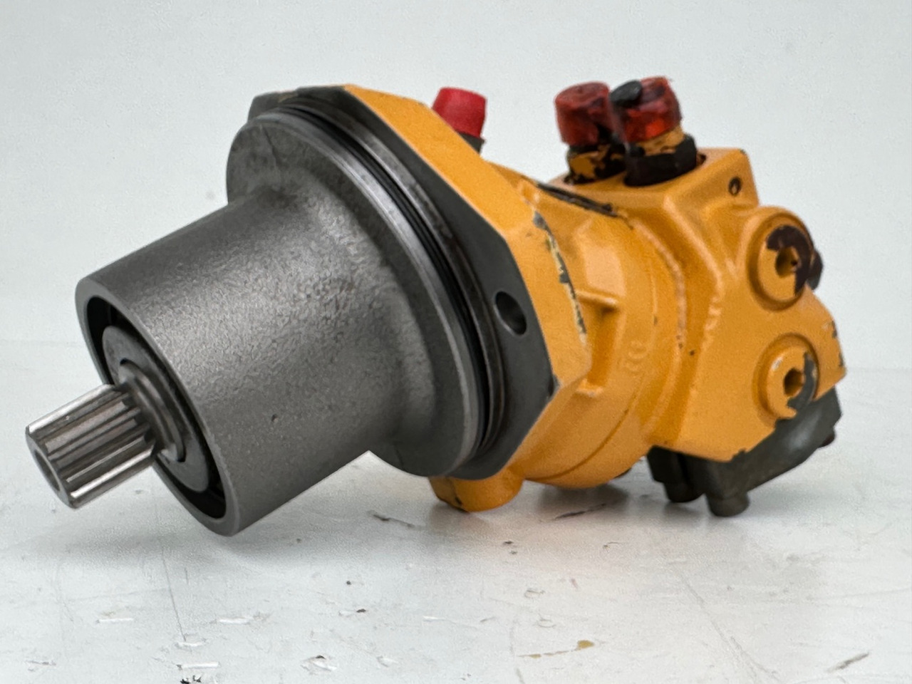 LIEBHERR Konstantmotor mit ID-Nr.5008984-ID-Nr.5007150 – Hydromatik Rexroth Axialkolbenmotor mit Nr.2000349 Typ:A2FE23/61W-NAL191. A308,A310,A312,A900ZW,R308,R310,R312,LOS914,R914,R916. #4064579.DK# - Hydraulikmotor für Bagger: das Bild 1 LIEBHERR Konstantmotor mit ID-Nr.5008984-ID-Nr.5007150 – Hydromatik Rexroth Axialkolbenmotor mit Nr.2000349 Typ:A2FE23/61W-NAL191. A308,A310,A312,A900ZW,R308,R310,R312,LOS914,R914,R916. #4064579.DK# - Hydraulikmotor für Bagger: das Bild 1