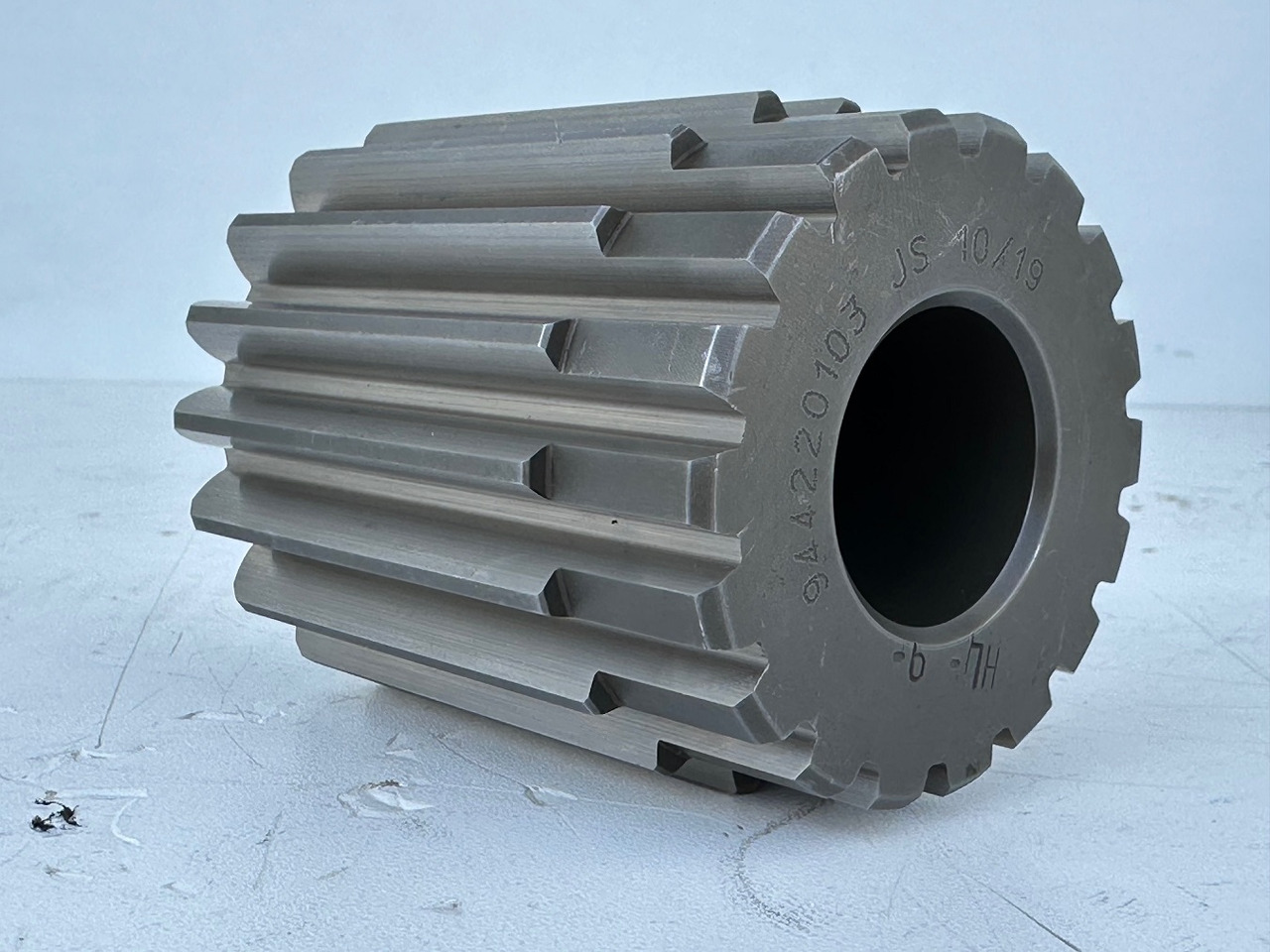 LIEBHERR Original Sonnenrad ID-Nr.944220103 – ID-Nr.9442201. A954B,A954C,LH80,E954,EP954,ER954,LOS954,P954,P964,R954,R964. #944220103.05.09# - Schwenkmotor für Bagger: das Bild 3 LIEBHERR Original Sonnenrad ID-Nr.944220103 – ID-Nr.9442201. A954B,A954C,LH80,E954,EP954,ER954,LOS954,P954,P964,R954,R964. #944220103.05.09# - Schwenkmotor für Bagger: das Bild 3