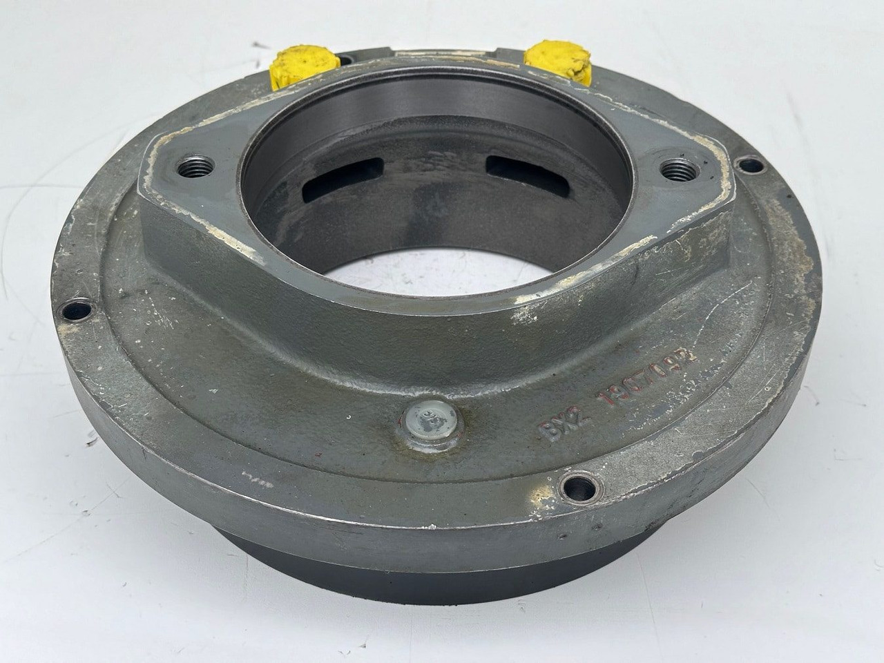 Liebherr Bremse ID-Nr.90209190. SAT300/282. LH40 C LH40 CP, LH40 M, LH40MP, LH50 CHR, LH50 CHRP, LH50 M, LH50 MHR, LH50 MHRP, LH50MT. #BR.1349# - Schwenkmotor für Baumaschine: das Bild 2 Liebherr Bremse ID-Nr.90209190. SAT300/282. LH40 C LH40 CP, LH40 M, LH40MP, LH50 CHR, LH50 CHRP, LH50 M, LH50 MHR, LH50 MHRP, LH50MT. #BR.1349# - Schwenkmotor für Baumaschine: das Bild 2