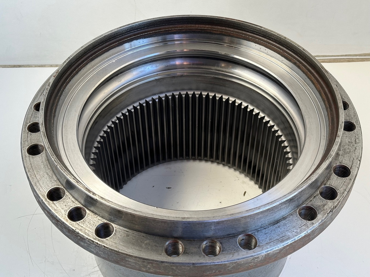 Liebherr Innenrad ID-Nr.90206742. FAT350P126 - FAT350P138. LOS1926 - R920 - R922 - R924 - R925 - R926 - R930 T.#90206742.18.12# - Fahrantrieb für Kettenbagger: das Bild 3 Liebherr Innenrad ID-Nr.90206742. FAT350P126 - FAT350P138. LOS1926 - R920 - R922 - R924 - R925 - R926 - R930 T.#90206742.18.12# - Fahrantrieb für Kettenbagger: das Bild 3