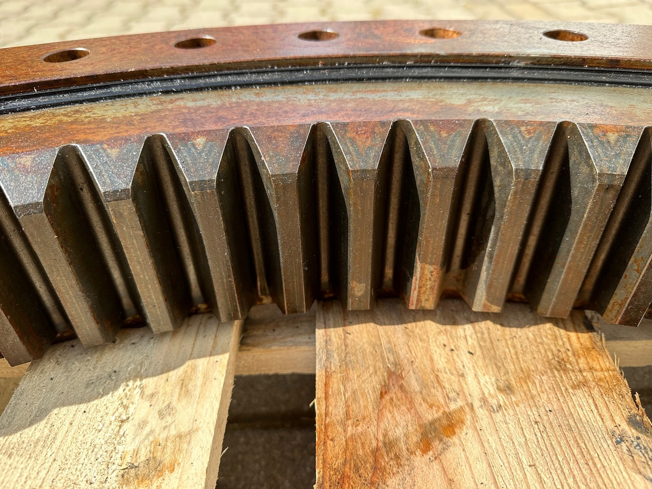 Drehkranz für Kettenbagger Liebherr Kugeldrehverbindung Typ:KUD64VJ003-001. ID-Nr.982751901 - ID-Nr.932833001. A914B-LI, A914C-LI, A924C-LI, LH30, LH35, R914B, R914C, R922, R924B, R924 C, R924 COMP, P924 C. #0115#: das Bild 9 Drehkranz für Kettenbagger Liebherr Kugeldrehverbindung Typ:KUD64VJ003-001. ID-Nr.982751901 - ID-Nr.932833001. A914B-LI, A914C-LI, A924C-LI, LH30, LH35, R914B, R914C, R922, R924B, R924 C, R924 COMP, P924 C. #0115#: das Bild 9