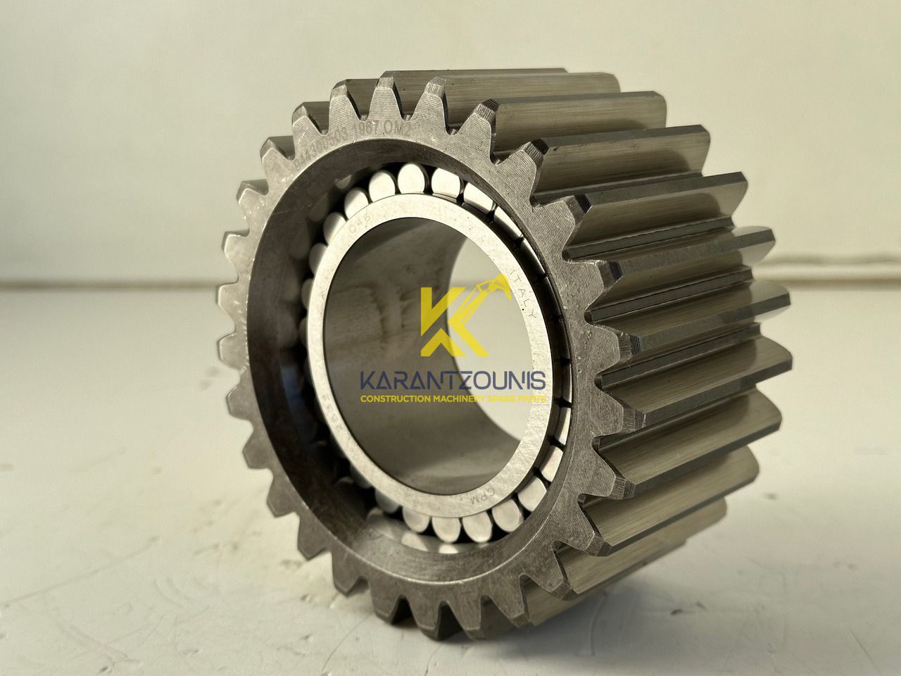 Liebherr Planetenrad ID-Nr.9443004 - ID-Nr.944300403. FAT400-FAT400/018-FAT400P018-FAT400P063-FAT400P073-FAT400P092. R934 IND,R906,R914,R916,R922,R924,R932,R934,R936,R942,R944. #944300503.02# - Fahrantrieb für Bagger: das Bild 1 Liebherr Planetenrad ID-Nr.9443004 - ID-Nr.944300403. FAT400-FAT400/018-FAT400P018-FAT400P063-FAT400P073-FAT400P092. R934 IND,R906,R914,R916,R922,R924,R932,R934,R936,R942,R944. #944300503.02# - Fahrantrieb für Bagger: das Bild 1