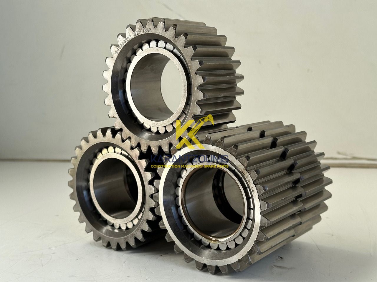 Liebherr Planetenrad ID-Nr.9443004 - ID-Nr.944300403. FAT400-FAT400/018-FAT400P018-FAT400P063-FAT400P073-FAT400P092. R934 IND,R906,R914,R916,R922,R924,R932,R934,R936,R942,R944. #944300503.18.12# - Fahrantrieb für Kettenbagger: das Bild 1 Liebherr Planetenrad ID-Nr.9443004 - ID-Nr.944300403. FAT400-FAT400/018-FAT400P018-FAT400P063-FAT400P073-FAT400P092. R934 IND,R906,R914,R916,R922,R924,R932,R934,R936,R942,R944. #944300503.18.12# - Fahrantrieb für Kettenbagger: das Bild 1