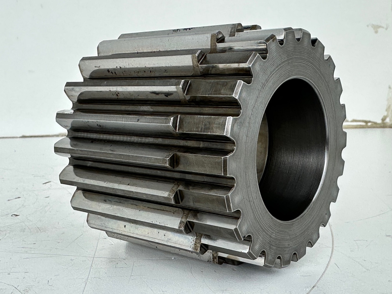 Liebherr Sonnenrad ID-Nr.90016258. FAT400P112,FAT400P130,FAT400P139,LOS1936,LOS926,R926,R928,R930,R934,R936,R938,R940,R944,R946,R950T. #90016258.28.09# - Fahrantrieb für Bagger: das Bild 3 Liebherr Sonnenrad ID-Nr.90016258. FAT400P112,FAT400P130,FAT400P139,LOS1936,LOS926,R926,R928,R930,R934,R936,R938,R940,R944,R946,R950T. #90016258.28.09# - Fahrantrieb für Bagger: das Bild 3