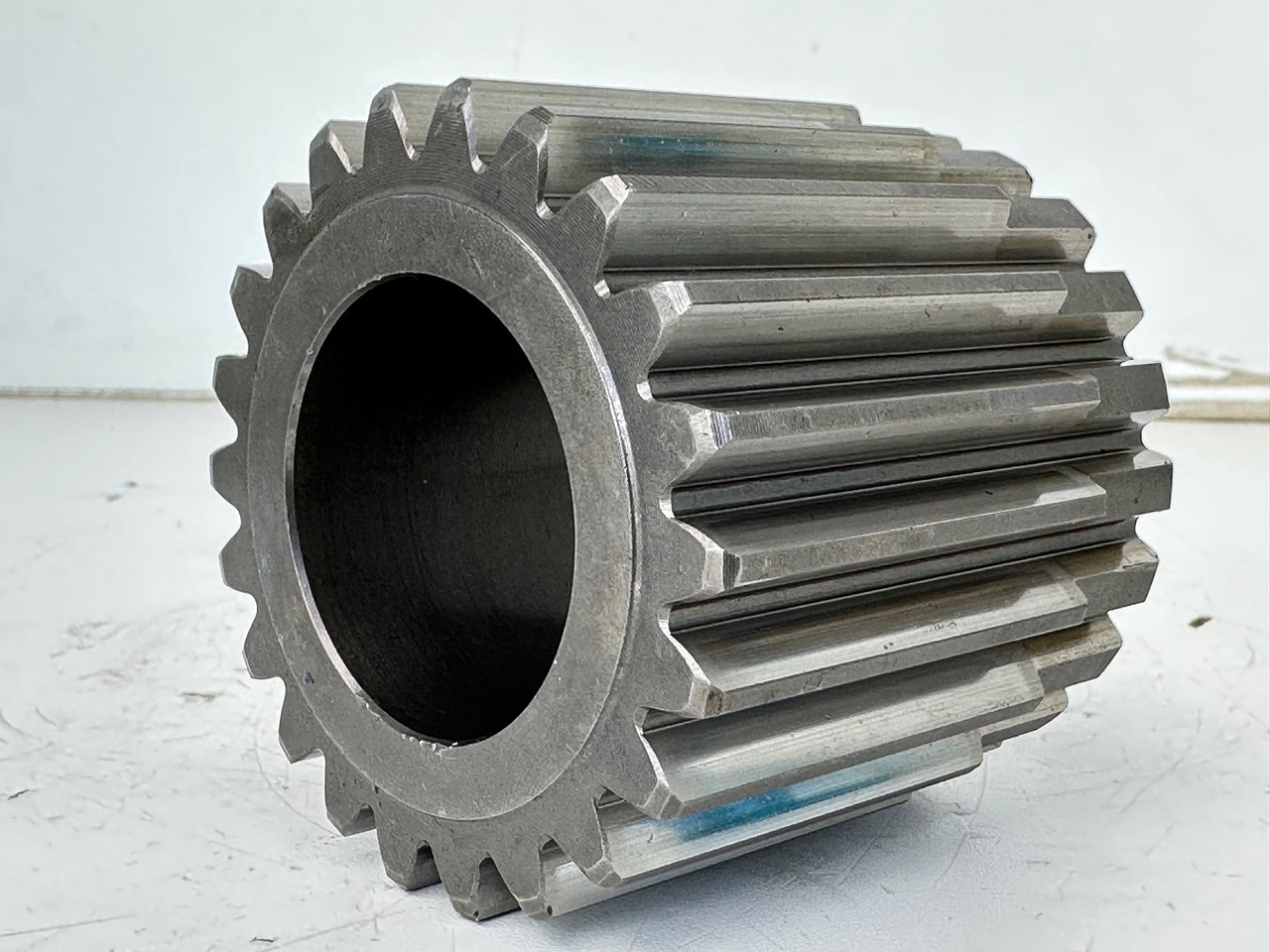 Liebherr Sonnenrad ID-Nr.9442837. FAT350 - FAT350P022 - FAT350P032 - FAT350P059 - FAT350P062 - FAT350P068 - FAT350P079. LH22, LOS103, ER912, LOS914, LOS924 COMP, R313, R317, R900, R902, R904, R912, - Fahrantrieb für Kettenbagger: das Bild 5 Liebherr Sonnenrad ID-Nr.9442837. FAT350 - FAT350P022 - FAT350P032 - FAT350P059 - FAT350P062 - FAT350P068 - FAT350P079. LH22, LOS103, ER912, LOS914, LOS924 COMP, R313, R317, R900, R902, R904, R912, - Fahrantrieb für Kettenbagger: das Bild 5