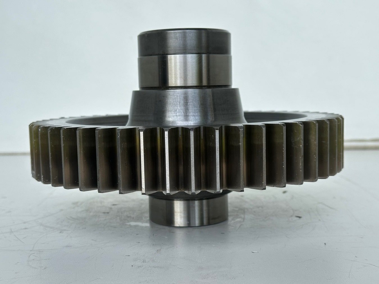 Liebherr Stirnrad ID-Nr.10135600. Pumpenverteilergetriebe Typ:PVG450 C 468. PR776-1296. #10135600.02# - Transmission für Baumaschine: das Bild 2 Liebherr Stirnrad ID-Nr.10135600. Pumpenverteilergetriebe Typ:PVG450 C 468. PR776-1296. #10135600.02# - Transmission für Baumaschine: das Bild 2