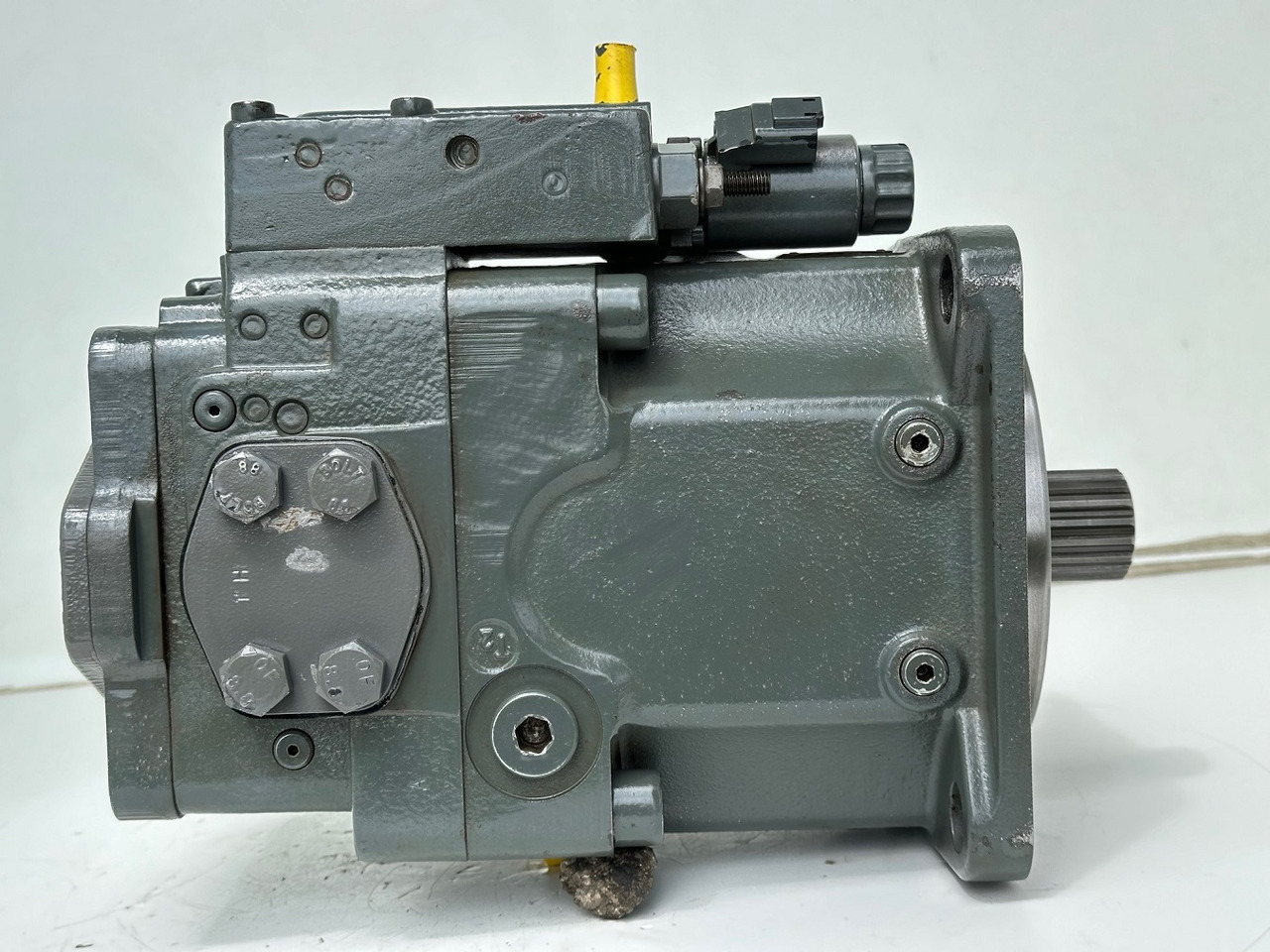 Liebherr Verstellpumpe Typ:A11VO75EP. ID-Nr.10412657. LH120C, LH120CG, LH120ET, LH120M, LH150C, LH150M. #10412657.26526937# - Hydraulikpumpe für Mobilbagger: das Bild 4 Liebherr Verstellpumpe Typ:A11VO75EP. ID-Nr.10412657. LH120C, LH120CG, LH120ET, LH120M, LH150C, LH150M. #10412657.26526937# - Hydraulikpumpe für Mobilbagger: das Bild 4