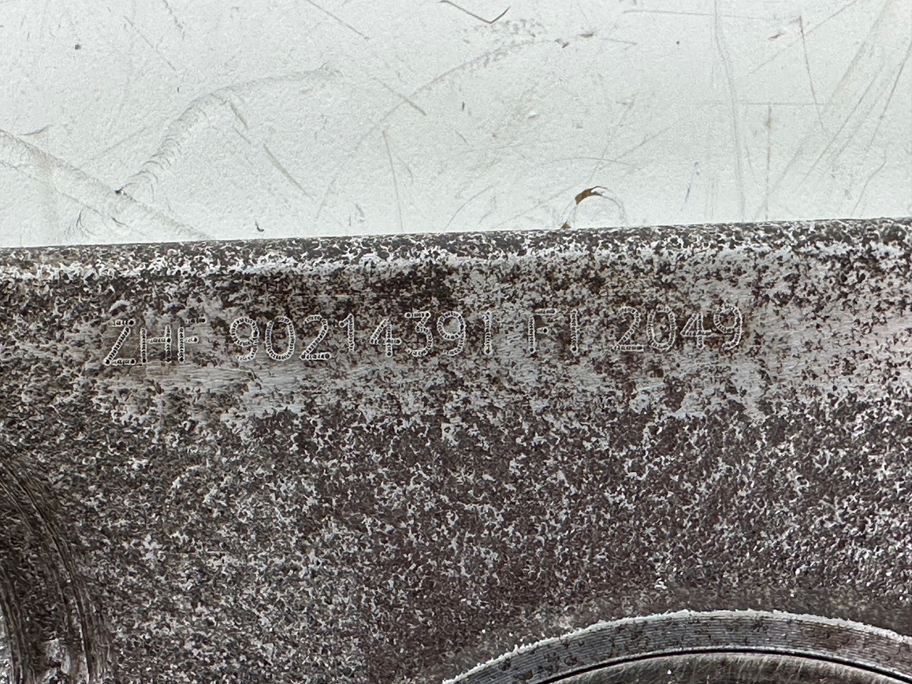 Fahrantrieb für Baumaschine Original Liebherr Planetenträger ID-Nr.90214391. FAT400P130. LOS926,R926,R930,R934,R936 K-LC,R936 K-NLC,R936 K-SLC,R938. #90214391.FI.2049#: das Bild 10 Fahrantrieb für Baumaschine Original Liebherr Planetenträger ID-Nr.90214391. FAT400P130. LOS926,R926,R930,R934,R936 K-LC,R936 K-NLC,R936 K-SLC,R938. #90214391.FI.2049#: das Bild 10