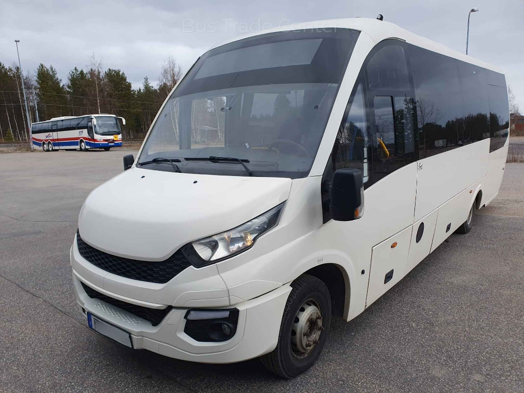 IVECO First Daily 70C17 - Kleinbus, Personentransporter: das Bild 4 IVECO First Daily 70C17 - Kleinbus, Personentransporter: das Bild 4