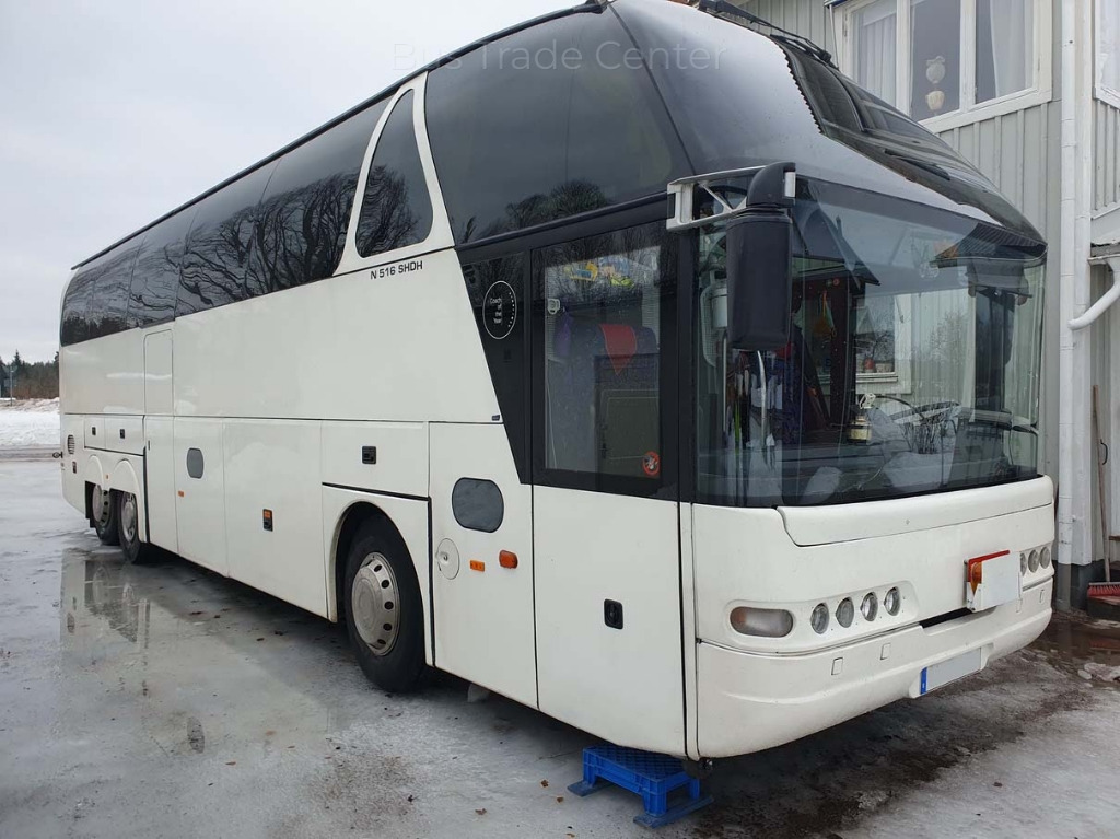 NEOPLAN STARLINER N516/3 SHDH - Reisebus: das Bild 1 NEOPLAN STARLINER N516/3 SHDH - Reisebus: das Bild 1