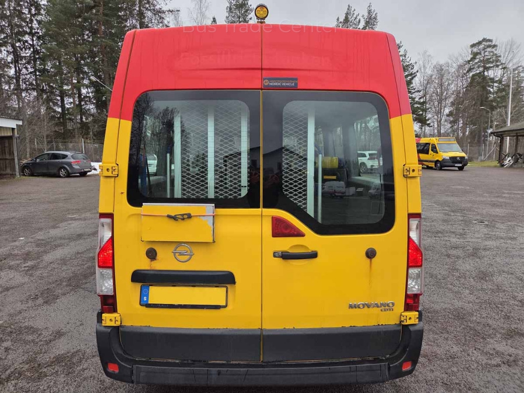 OPEL Movano - Kleinbus, Personentransporter: das Bild 2 OPEL Movano - Kleinbus, Personentransporter: das Bild 2