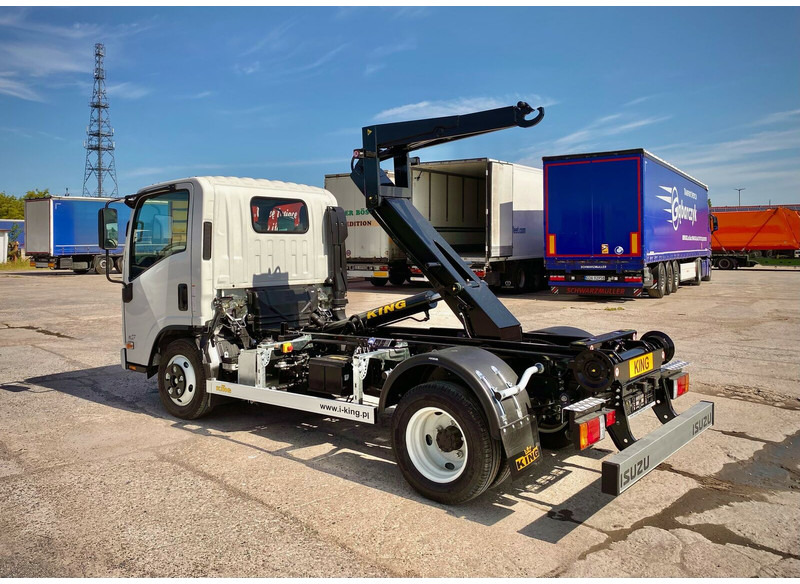 Isuzu M27 - Abrollkipper: das Bild 1 Isuzu M27 - Abrollkipper: das Bild 1