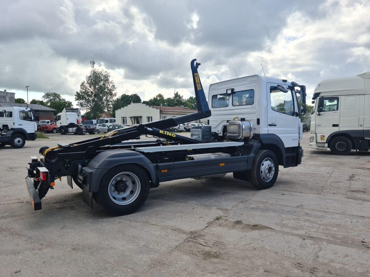 Mercedes-Benz Atego 1527L - Abrollkipper: das Bild 2 Mercedes-Benz Atego 1527L - Abrollkipper: das Bild 2