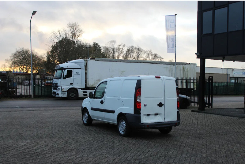 Fiat Doblò Cargo * manual * - PKW: das Bild 3 Fiat Doblò Cargo * manual * - PKW: das Bild 3