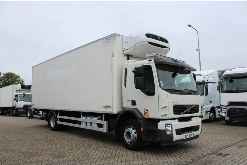 Volvo FE 240 * EURO5 * THERMO KING T-1200R * 4X2 * - Kühlkoffer LKW: das Bild 4 Volvo FE 240 * EURO5 * THERMO KING T-1200R * 4X2 * - Kühlkoffer LKW: das Bild 4