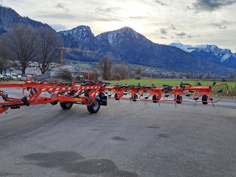 Kuhn Giroheuer GF 13003 T - Heuwender/ Wenderechen: das Bild 5 Kuhn Giroheuer GF 13003 T - Heuwender/ Wenderechen: das Bild 5