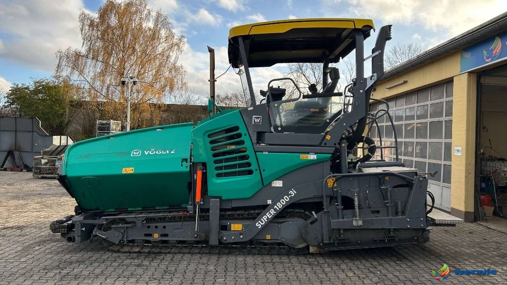 Vögele SUPER 1800-3i / AB500-3TV (2,55 - 5,00 m) - Asphaltfertiger/ Straßenfertiger: das Bild 4 Vögele SUPER 1800-3i / AB500-3TV (2,55 - 5,00 m) - Asphaltfertiger/ Straßenfertiger: das Bild 4