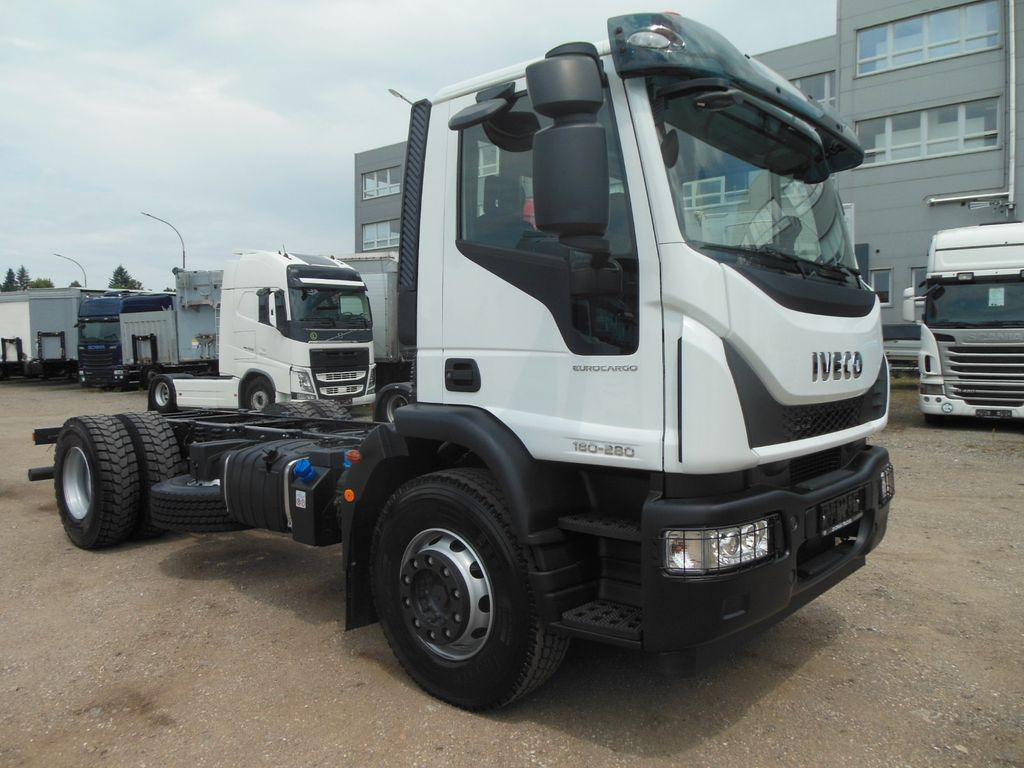 Iveco EUROCARGO ML 180E28/P, PTO - Fahrgestell LKW: das Bild 2 Iveco EUROCARGO ML 180E28/P, PTO - Fahrgestell LKW: das Bild 2
