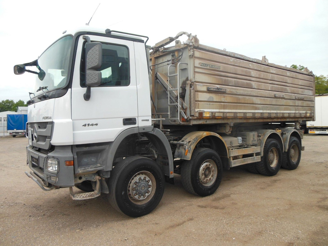 Mercedes-Benz ACTROS 4144, 8X6, 3 PEDALE, MEILLER, BODRMATIC - Kipper: das Bild 1 Mercedes-Benz ACTROS 4144, 8X6, 3 PEDALE, MEILLER, BODRMATIC - Kipper: das Bild 1