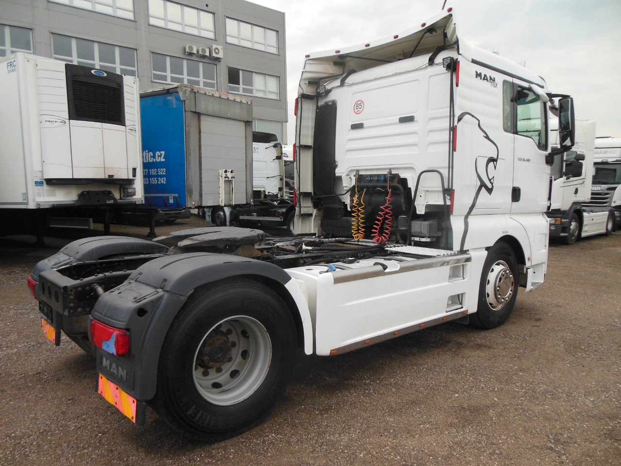 MAN TGX 18.480 BLS, MANUELL, HYDRAULIK, RETARDER - Sattelzugmaschine: das Bild 3 MAN TGX 18.480 BLS, MANUELL, HYDRAULIK, RETARDER - Sattelzugmaschine: das Bild 3