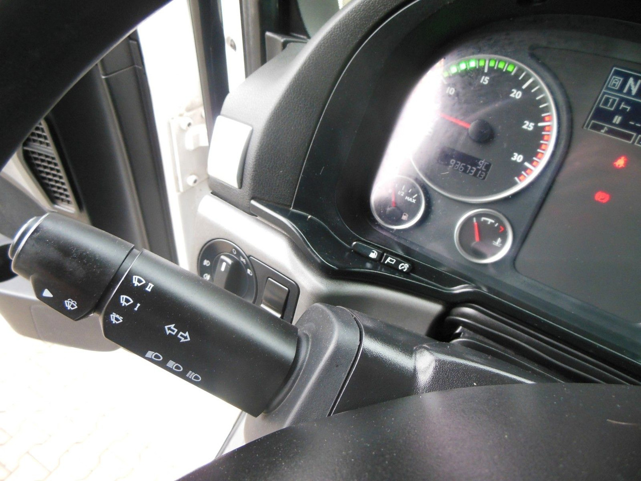 Sattelzugmaschine MAN TGX 18.480 LLS-U, LOWDECK + KRONE MEGA MAN TGX 18.480 LLS-U, LOWDECK: das Bild 15 Sattelzugmaschine MAN TGX 18.480 LLS-U, LOWDECK + KRONE MEGA MAN TGX 18.480 LLS-U, LOWDECK: das Bild 15