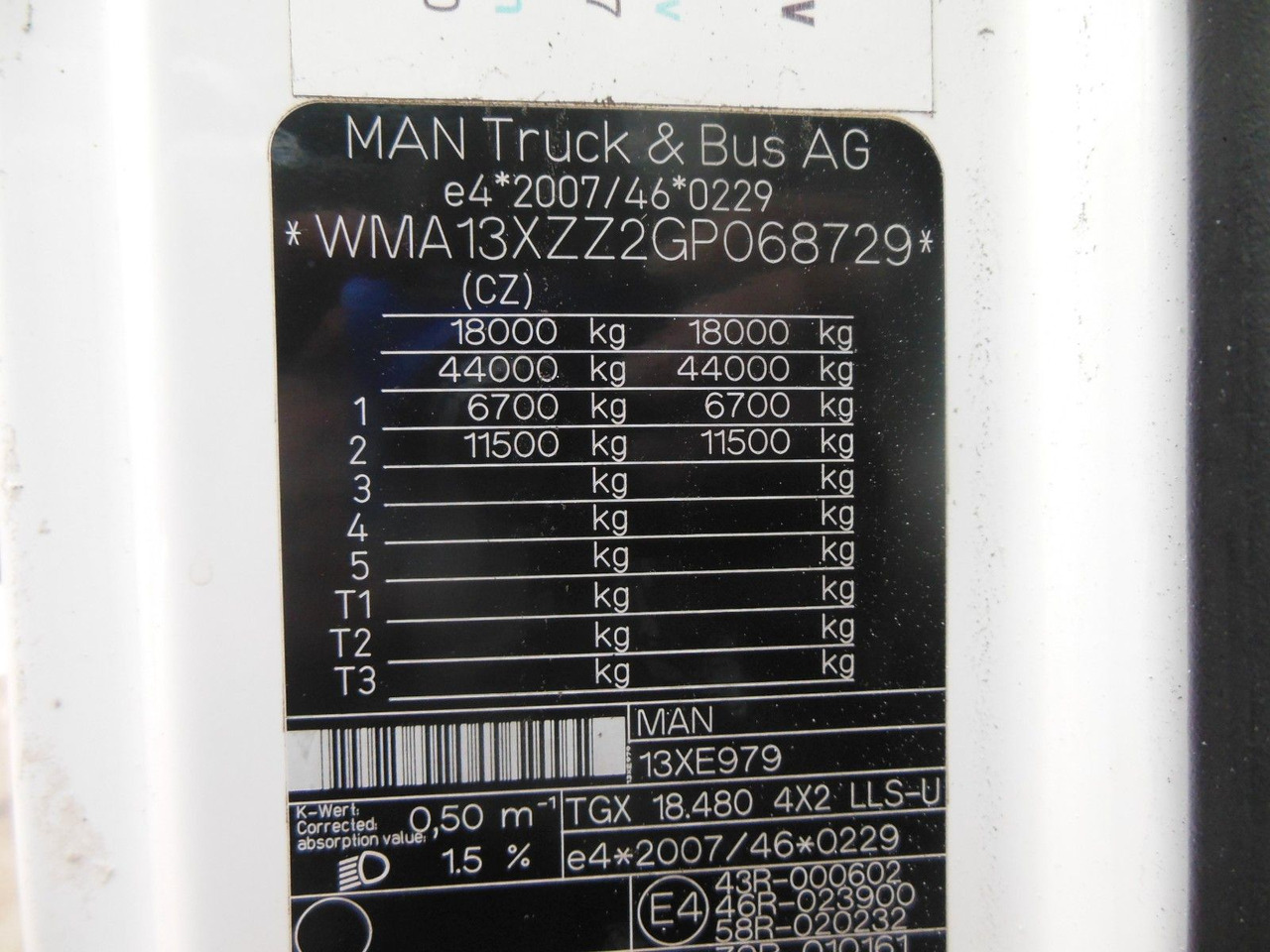 Sattelzugmaschine MAN TGX 18.480 LLS-U, LOWDECK + KRONE MEGA MAN TGX 18.480 LLS-U, LOWDECK: das Bild 20 Sattelzugmaschine MAN TGX 18.480 LLS-U, LOWDECK + KRONE MEGA MAN TGX 18.480 LLS-U, LOWDECK: das Bild 20