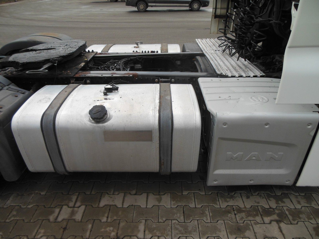 Sattelzugmaschine MAN TGX 18.480 LLS-U, LOWDECK + KRONE MEGA MAN TGX 18.480 LLS-U, LOWDECK: das Bild 9 Sattelzugmaschine MAN TGX 18.480 LLS-U, LOWDECK + KRONE MEGA MAN TGX 18.480 LLS-U, LOWDECK: das Bild 9