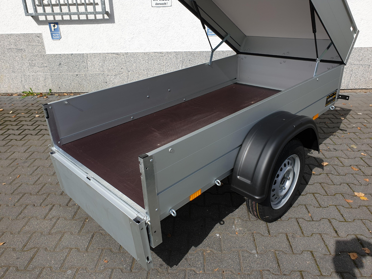 ALUBOXX Deckelanhänger GT 750 HT 201x101x48 cm (XS) 750kg - PKW Anhänger: das Bild 3 ALUBOXX Deckelanhänger GT 750 HT 201x101x48 cm (XS) 750kg - PKW Anhänger: das Bild 3