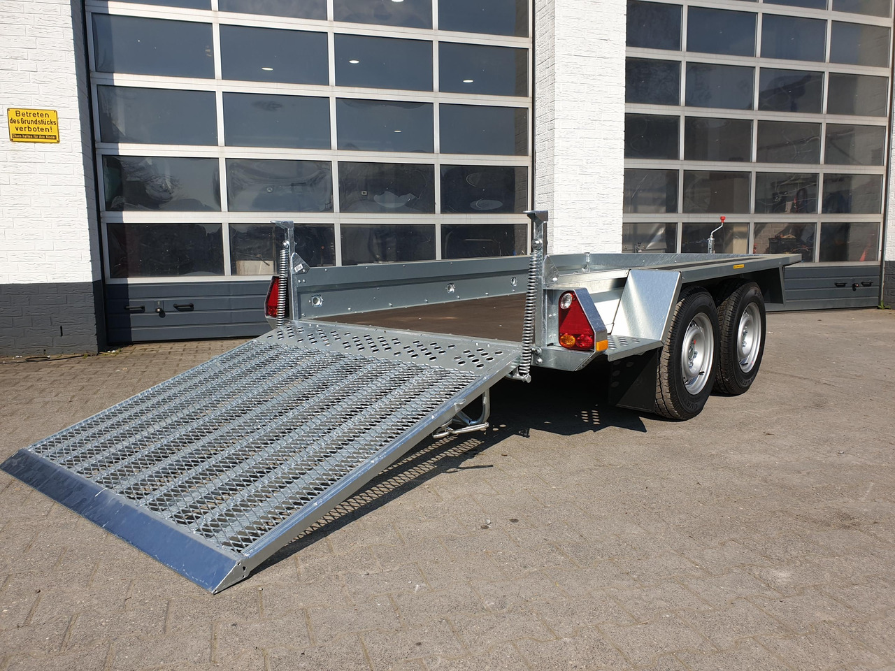 Brenderup Maschinentransporter MT 3080 308x152x27cm 3000kg Winter Online Aktion - Baumaschinenanhänger: das Bild 1 Brenderup Maschinentransporter MT 3080 308x152x27cm 3000kg Winter Online Aktion - Baumaschinenanhänger: das Bild 1