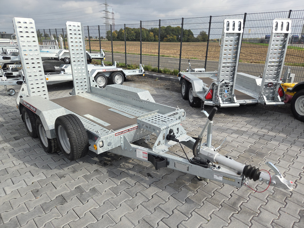 Brian James Digger Plant 543-2813-35 280x130cm Auffahrrampen klappbar Reserverad 3500kg - Baumaschinenanhänger: das Bild 1 Brian James Digger Plant 543-2813-35 280x130cm Auffahrrampen klappbar Reserverad 3500kg - Baumaschinenanhänger: das Bild 1