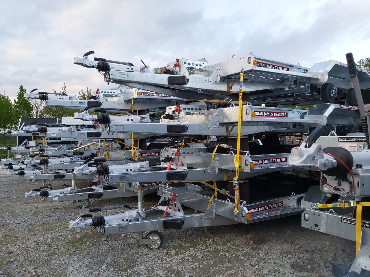 Brian James Digger Plant 543-3717-35-2 370x170cm 3500kg Rampen Reserverad 2736kg Nutzlast Aktion 24 - Baumaschinenanhänger: das Bild 4 Brian James Digger Plant 543-3717-35-2 370x170cm 3500kg Rampen Reserverad 2736kg Nutzlast Aktion 24 - Baumaschinenanhänger: das Bild 4