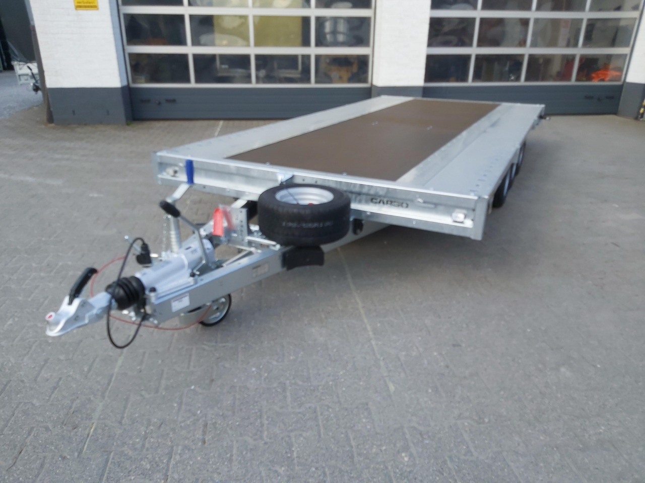 Brian James Trailer CarGO Connect 450x210cm Tridem 10" 3500kg Modell 22 - Pritschenanhänger/ Plattformanhänger: das Bild 2 Brian James Trailer CarGO Connect 450x210cm Tridem 10" 3500kg Modell 22 - Pritschenanhänger/ Plattformanhänger: das Bild 2