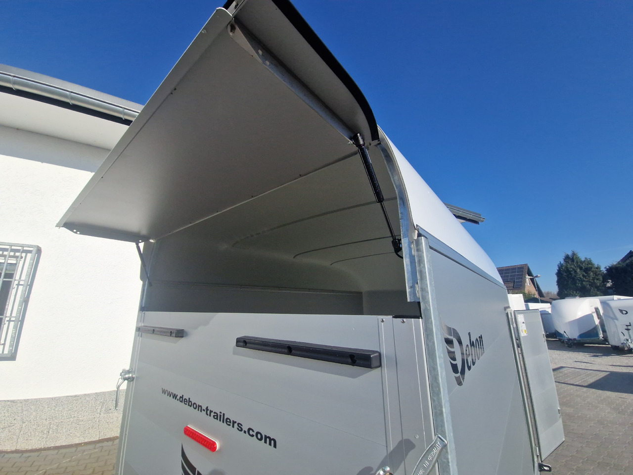 Cargo Roadster 400 312x164x184cm Alu Poly weiß Seitentür Pullman 100km/H 1300kg – Leasing Cargo Roadster 400 312x164x184cm Alu Poly weiß Seitentür Pullman 100km/H 1300kg: das Bild 9