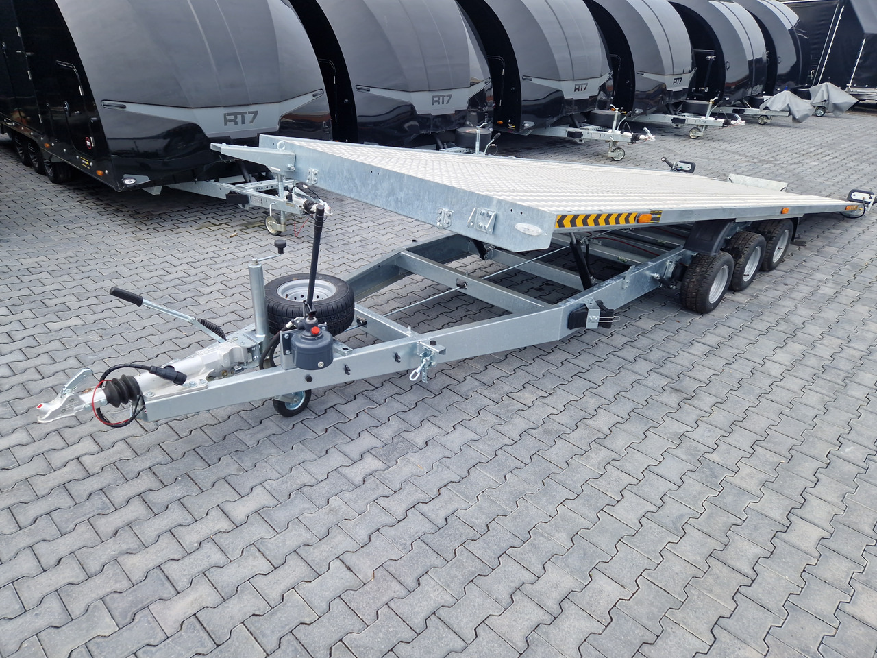 Cartrailer Expert 3560 easyload 600x216cm hydr. kippbar Winde Resrad Premium Tridem 100km/H 3500kg - Autotransporter Anhänger: das Bild 1 Cartrailer Expert 3560 easyload 600x216cm hydr. kippbar Winde Resrad Premium Tridem 100km/H 3500kg - Autotransporter Anhänger: das Bild 1