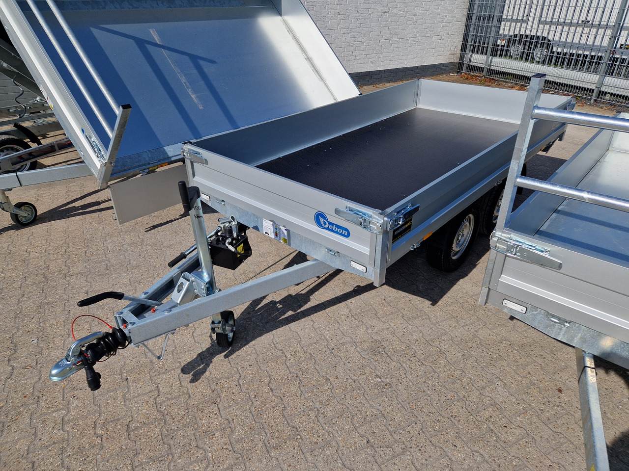 Cheval Liberte Debon Kipper PW 1.2 20 ECO 306x155x30cm 2000kg Modell 2024 - Kipper Anhänger: das Bild 2 Cheval Liberte Debon Kipper PW 1.2 20 ECO 306x155x30cm 2000kg Modell 2024 - Kipper Anhänger: das Bild 2