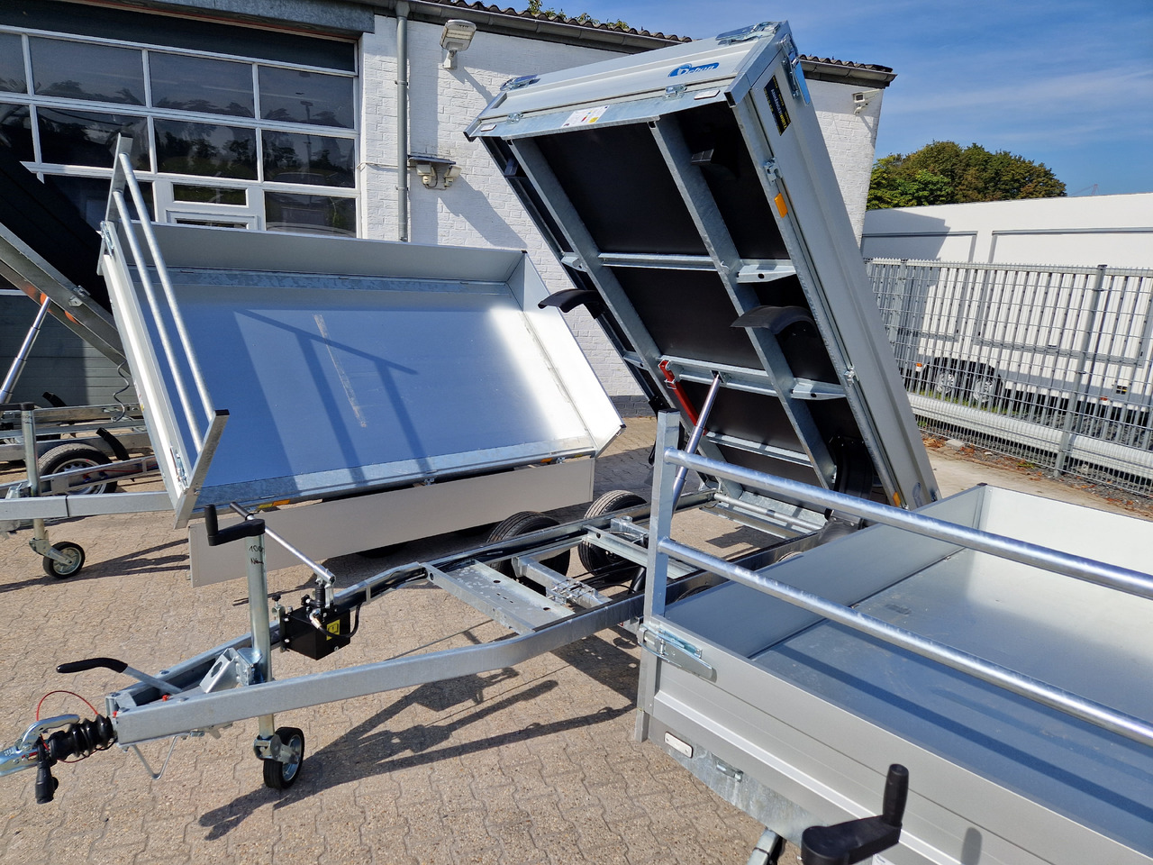 Cheval Liberte Debon Kipper PW 1.2 20 ECO 306x155x30cm 2000kg Modell 2024 - Kipper Anhänger: das Bild 5 Cheval Liberte Debon Kipper PW 1.2 20 ECO 306x155x30cm 2000kg Modell 2024 - Kipper Anhänger: das Bild 5