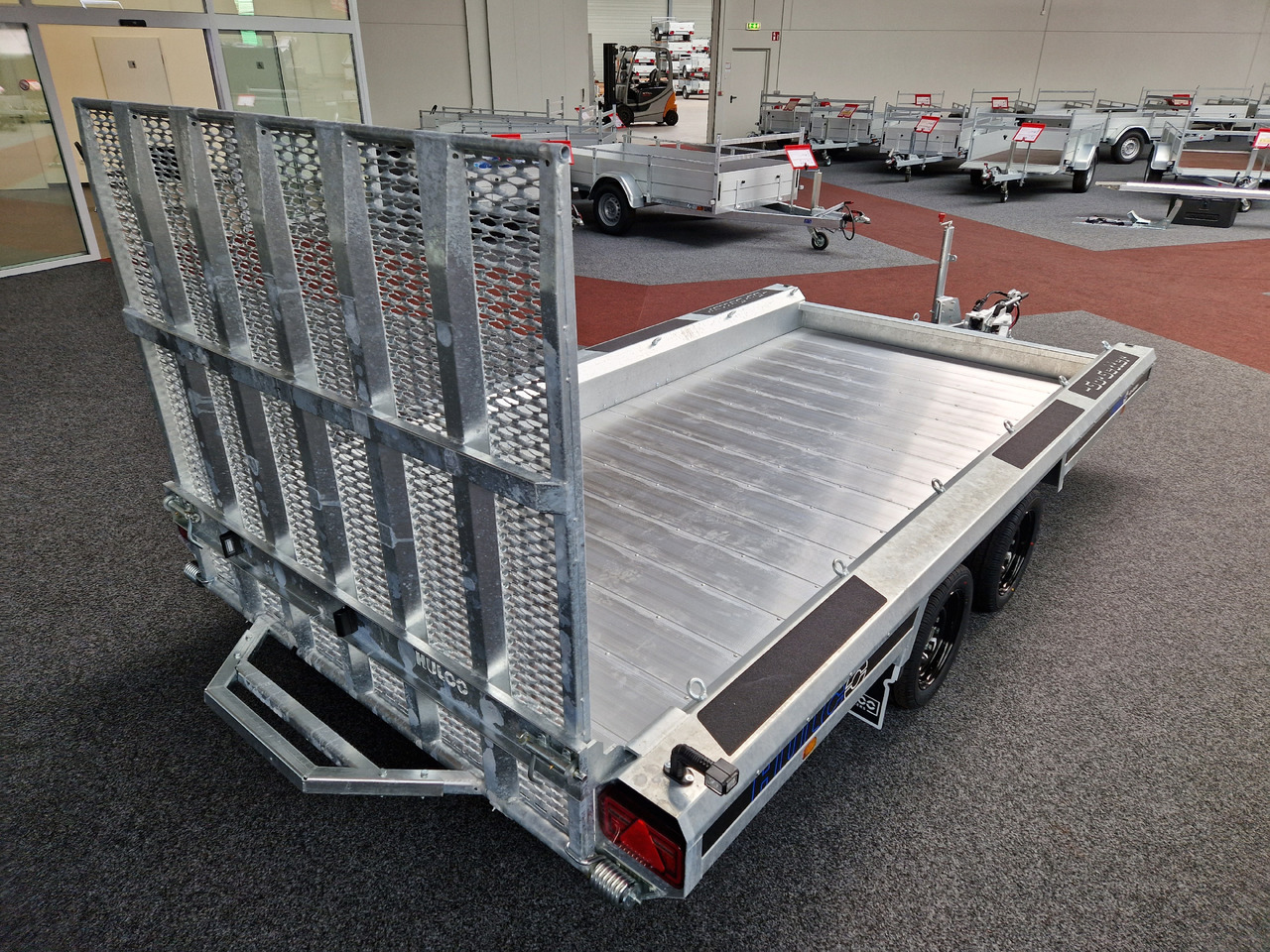 HULCO TERRAX-2 Go Getter Aluboden 394x180x27cm Ladeklamppe 150cm LED 3500kg - Baumaschinenanhänger: das Bild 4 HULCO TERRAX-2 Go Getter Aluboden 394x180x27cm Ladeklamppe 150cm LED 3500kg - Baumaschinenanhänger: das Bild 4