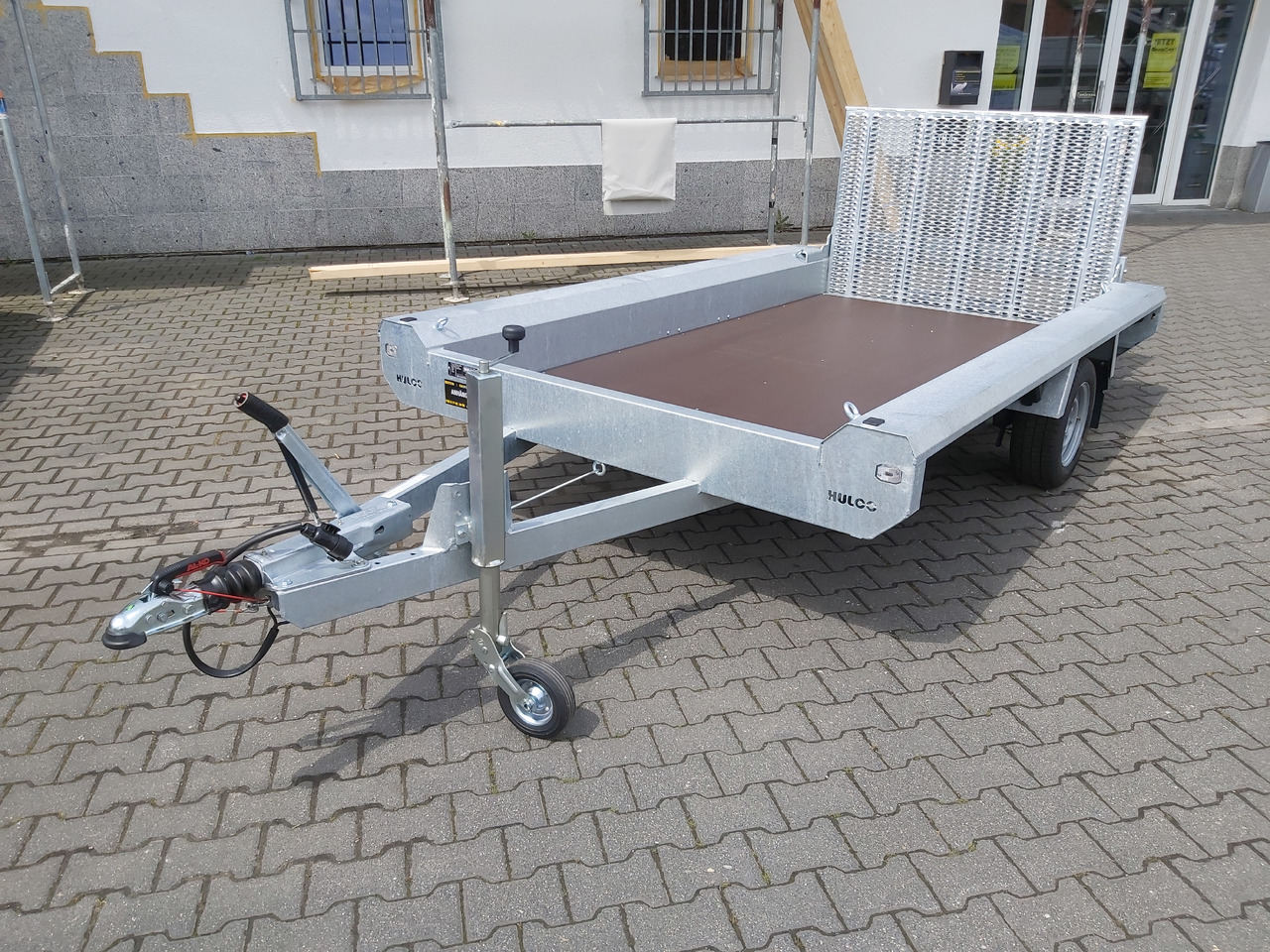 HULCO TERRAX Basic 294x150x27cm Heckrampe 100cm (M) 12" 1500kg - Baumaschinenanhänger: das Bild 3 HULCO TERRAX Basic 294x150x27cm Heckrampe 100cm (M) 12" 1500kg - Baumaschinenanhänger: das Bild 3