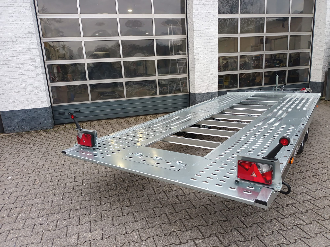 Martz Cartrailer GT KIPP 480/2 3T 480x205cm Profi Lohr Stahl Winde 10" 3000kg 100km/H – Leasing Martz Cartrailer GT KIPP 480/2 3T 480x205cm Profi Lohr Stahl Winde 10" 3000kg 100km/H: das Bild 13